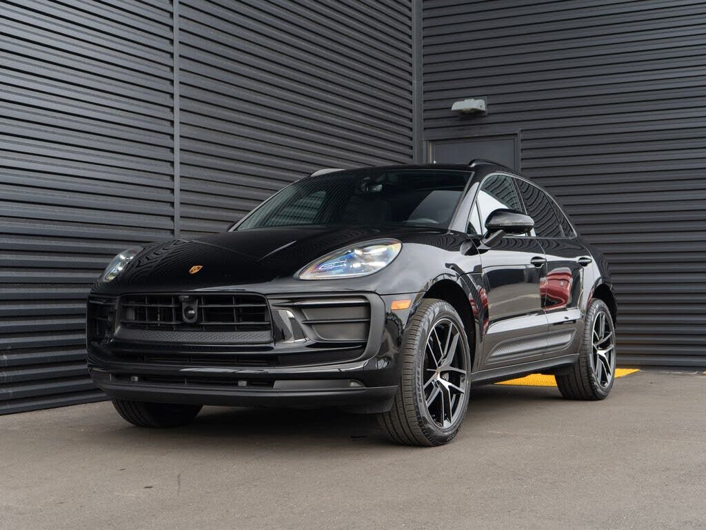 2025 Porsche Macan