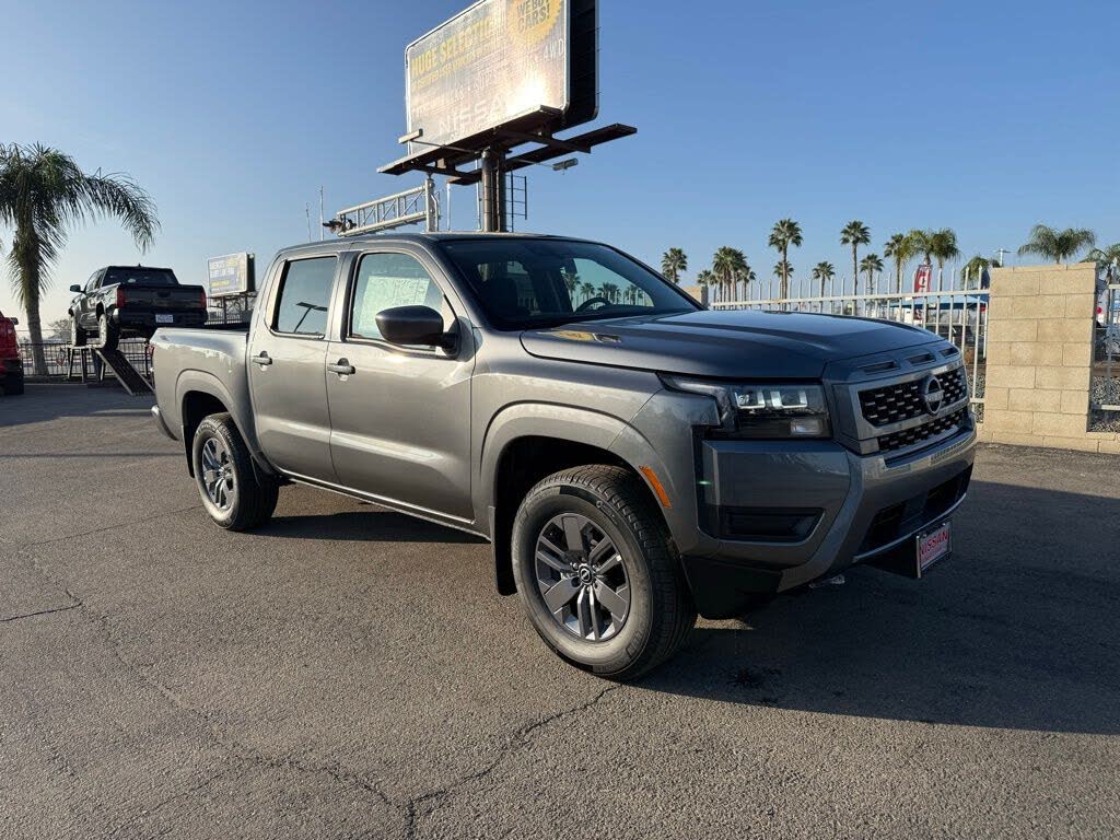 2026 Nissan Frontier SV Crew Cab 4WD