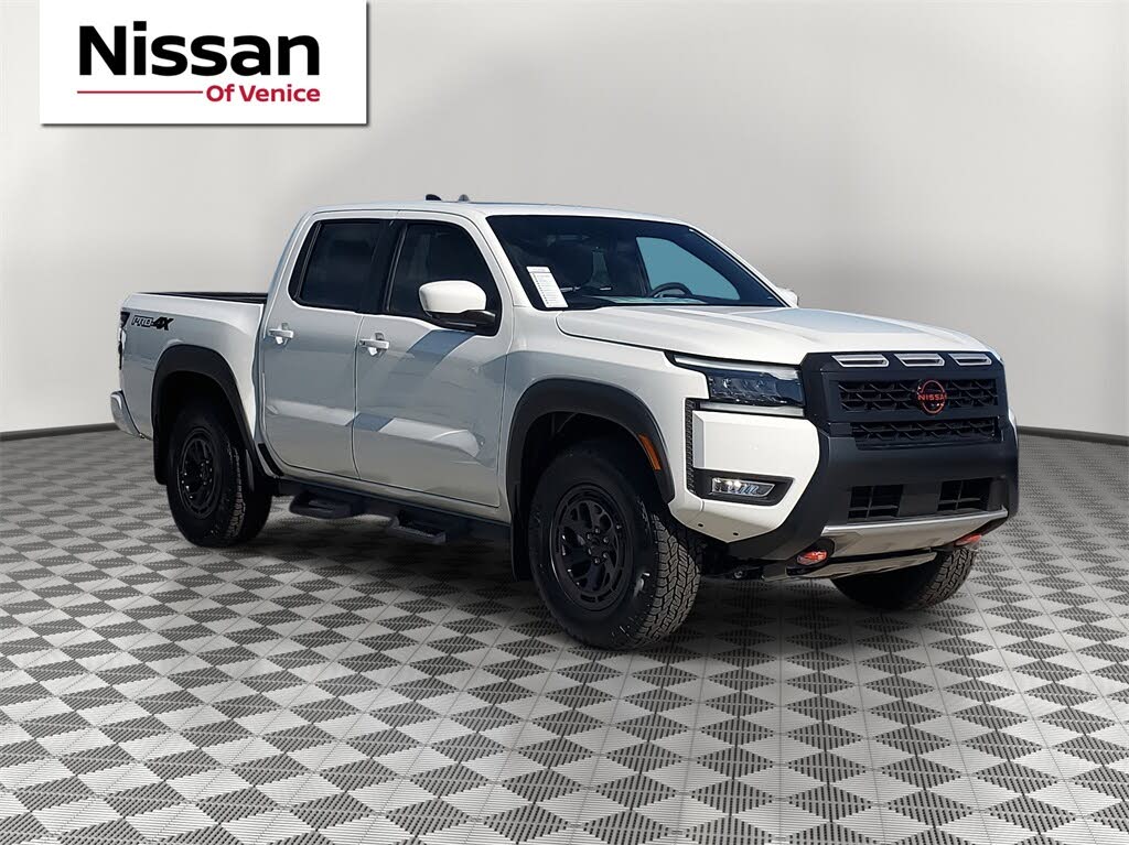 2026 Nissan Frontier PRO-4X Crew Cab 4WD