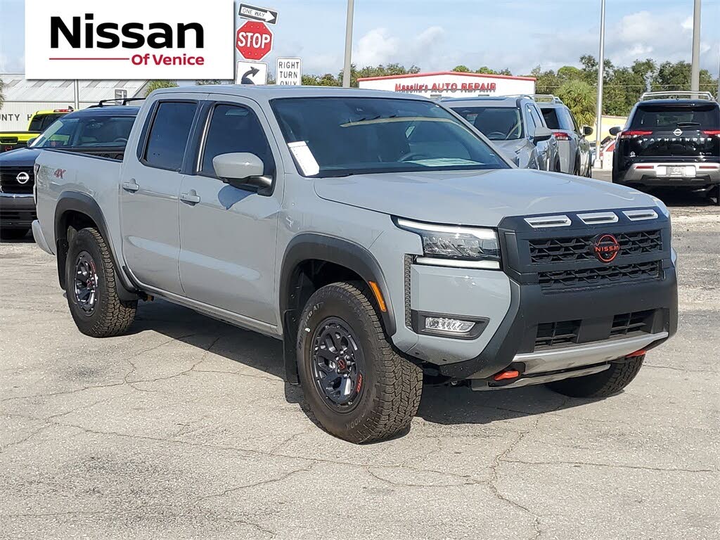 2026 Nissan Frontier PRO-4X Crew Cab 4WD