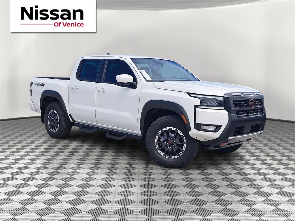 2026 Nissan Frontier PRO-4X Crew Cab 4WD