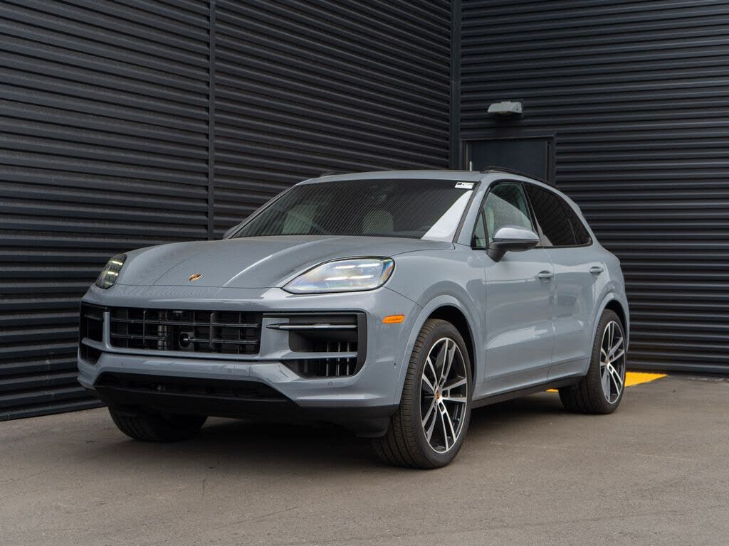 2026 Porsche Cayenne AWD