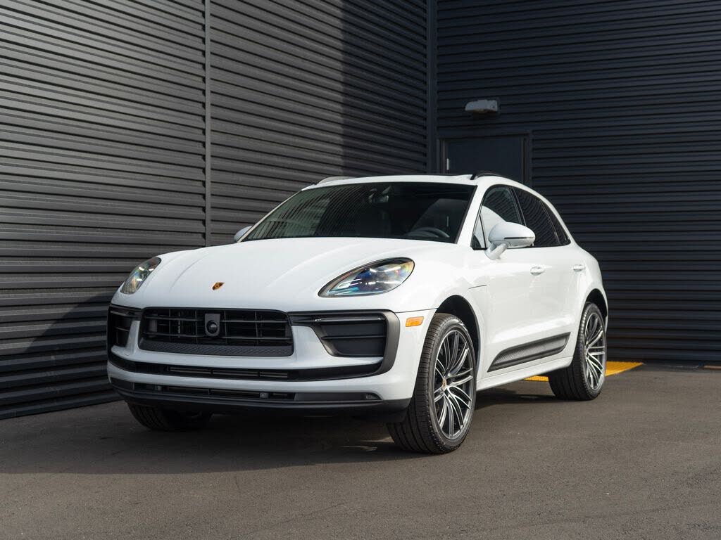 2026 Porsche Macan