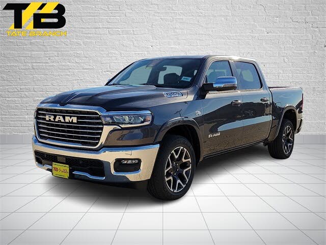2026 RAM 1500 Laramie Crew Cab 4WD
