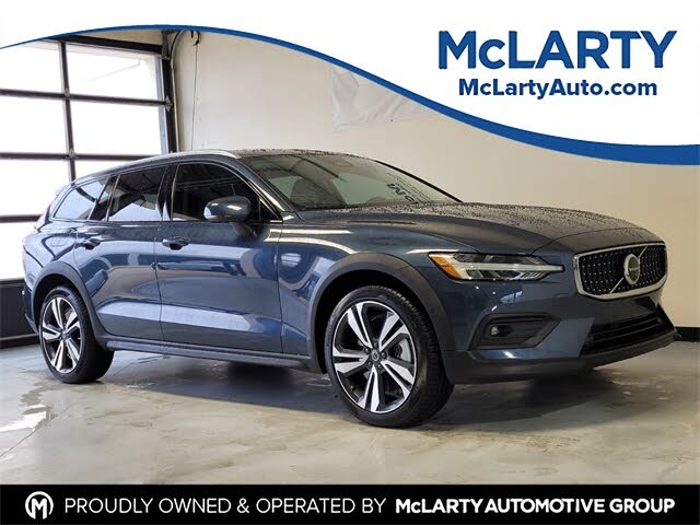 2026 Volvo V60 Cross Country B5 Plus AWD