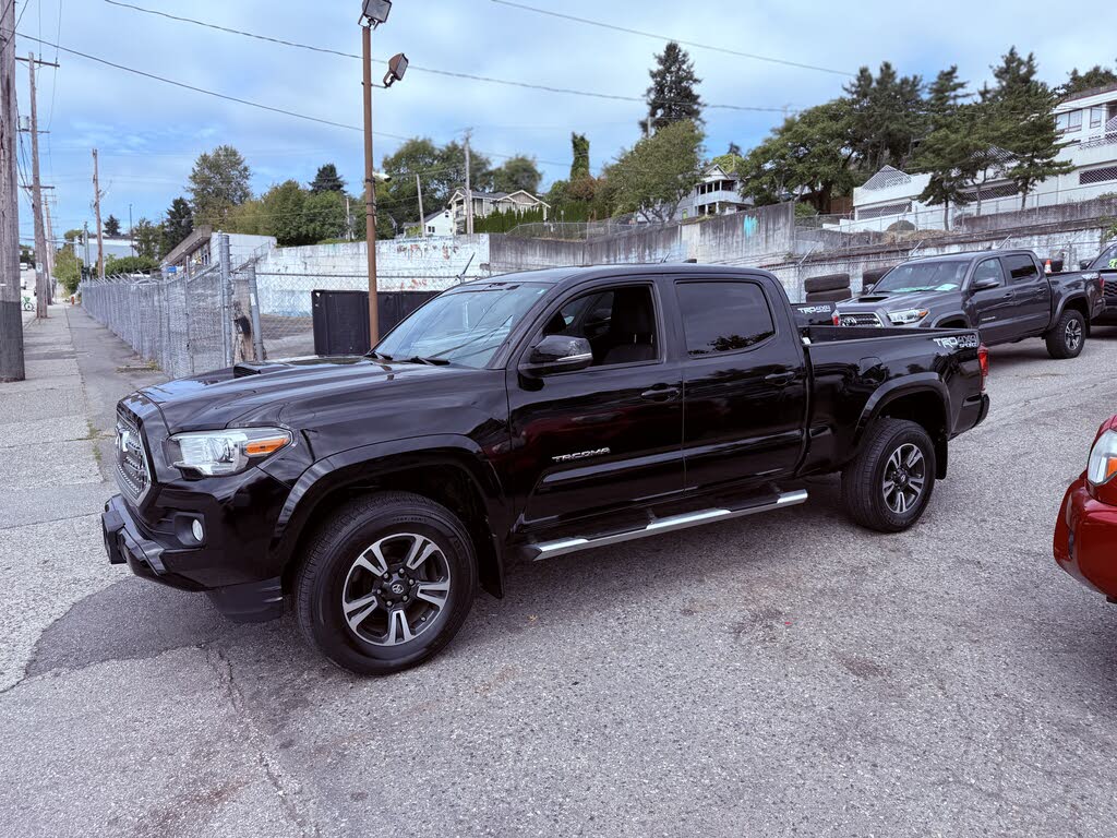 2016 Toyota Tacoma Double Cab V6 LB TRD Sport 4WD