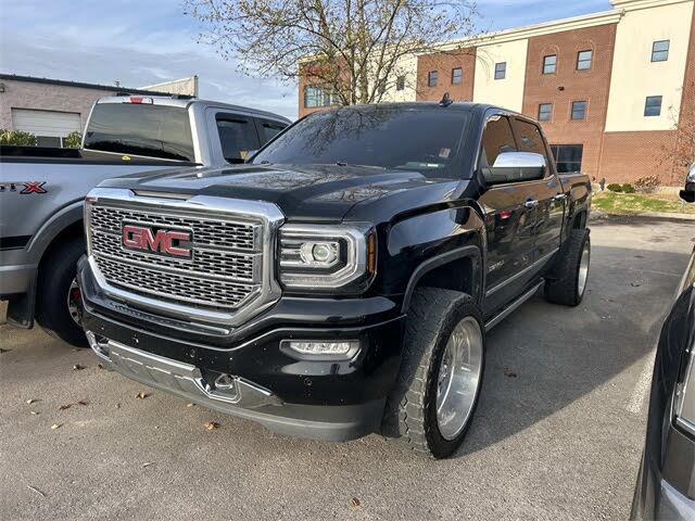 2018 GMC Sierra 1500 Denali Crew Cab 4WD