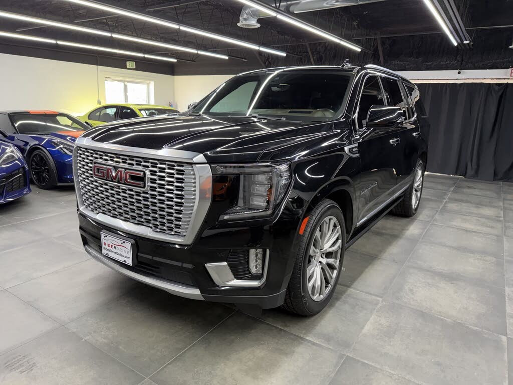 2021 GMC Yukon Denali 4WD