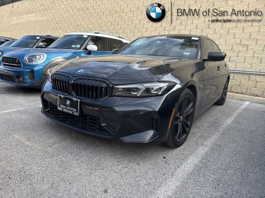2023 BMW 3 Series 330e Hybrid Plug-in RWD