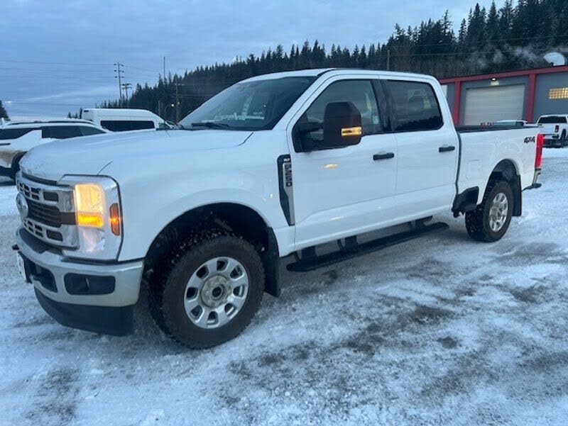 Ford F-250 Super Duty XLT SuperCab 4WD 2024