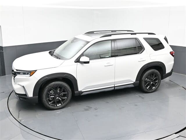 2025 Honda Pilot Touring+ AWD