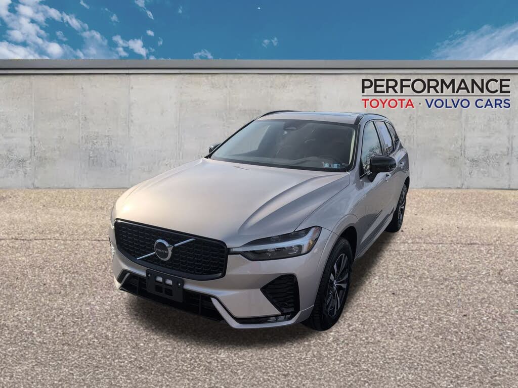2025 Volvo XC60 B5 Core Dark Theme AWD