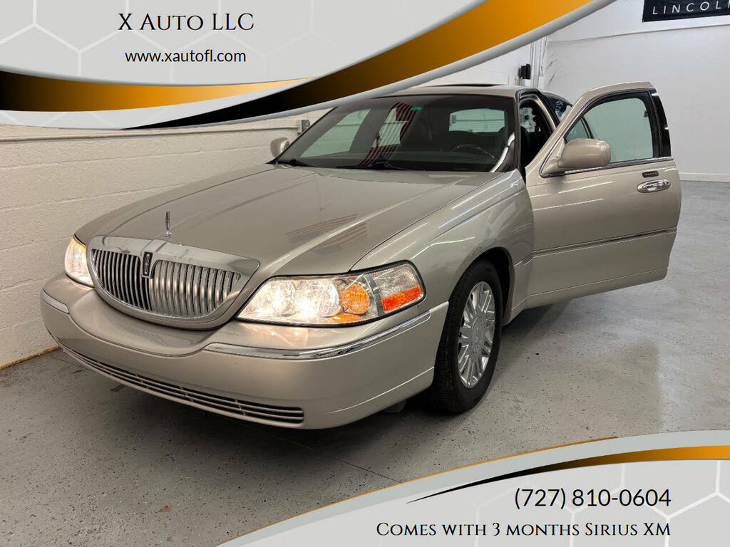 2006 Lincoln Town Car Signature Limited