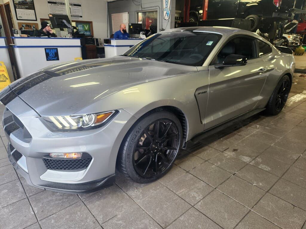 2020 Ford Mustang Shelby GT350 RWD
