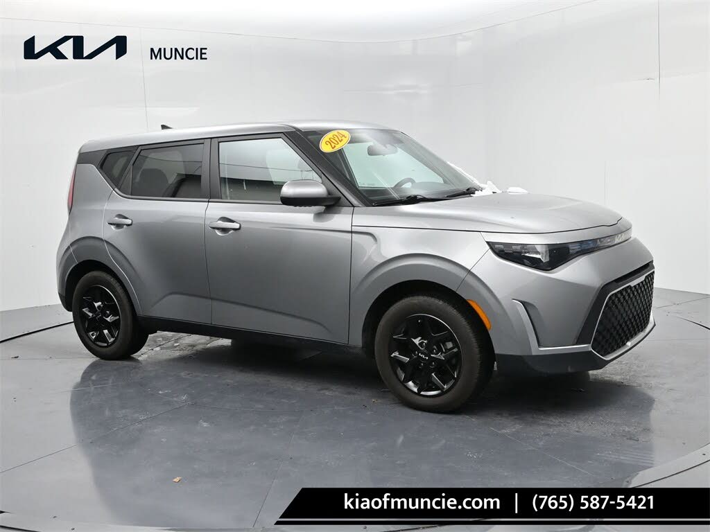 2024 Kia Soul LX FWD
