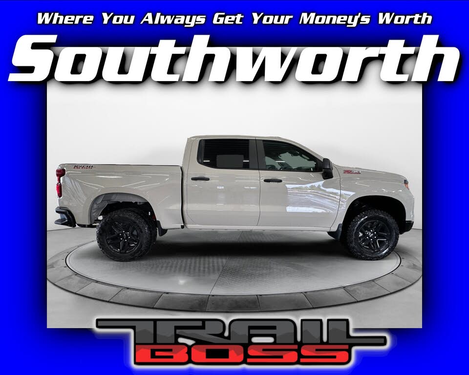 2026 Chevrolet Silverado 1500 Custom Trail Boss Crew Cab 4WD