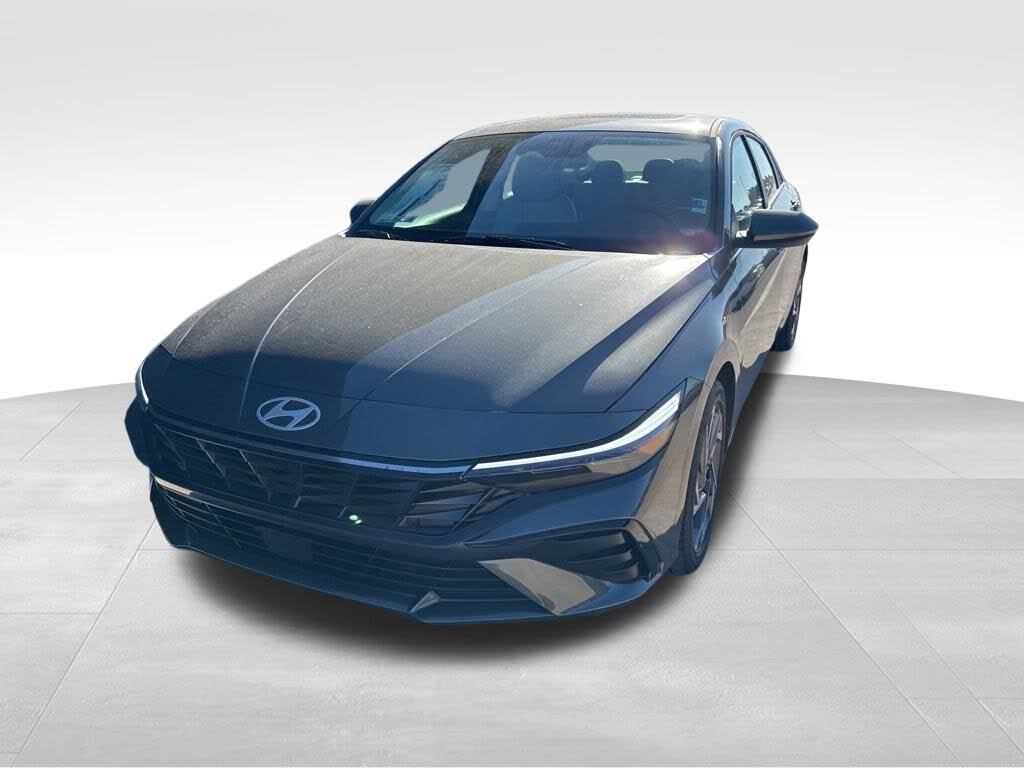 2026 Hyundai Elantra Limited FWD