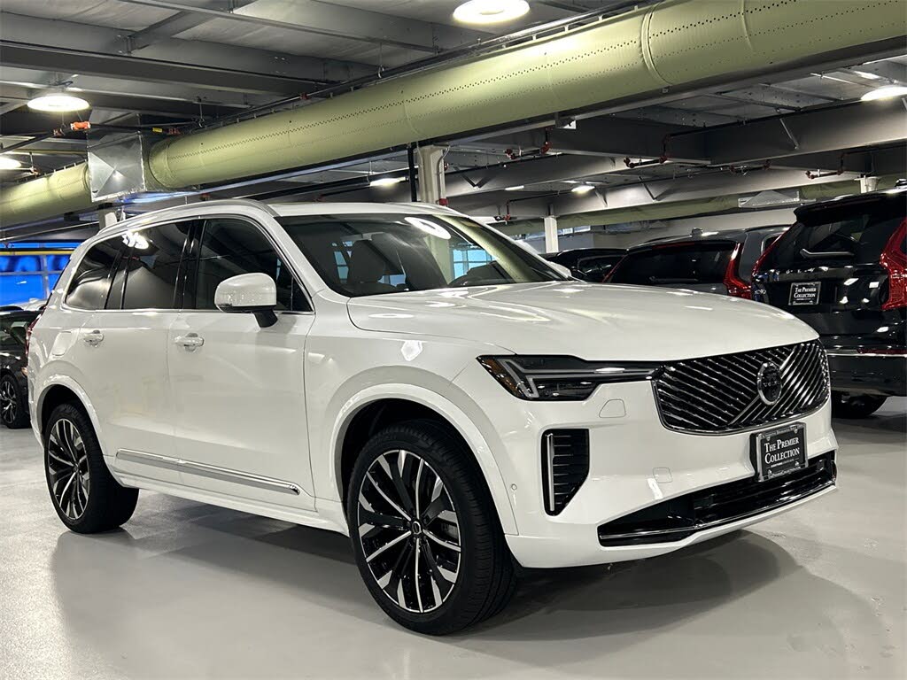 2026 Volvo XC90 B6 Plus 7-Passenger AWD