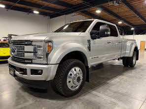 Ford F-450 Super Duty Platinum Crew Cab LB DRW 4WD