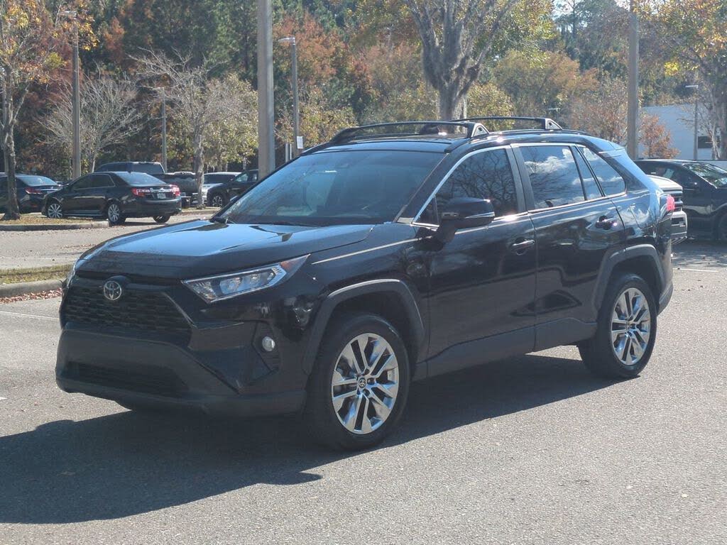 2021 Toyota RAV4 XLE Premium FWD