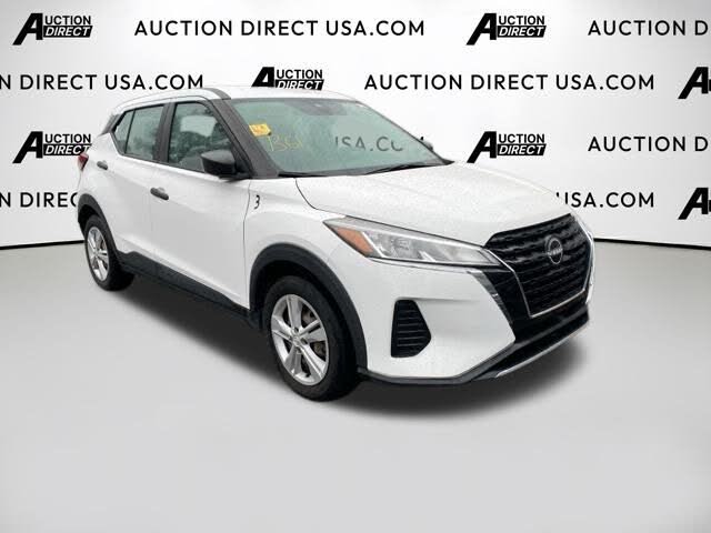 2022 Nissan Kicks S FWD