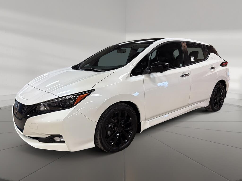 2023 Nissan LEAF SV FWD