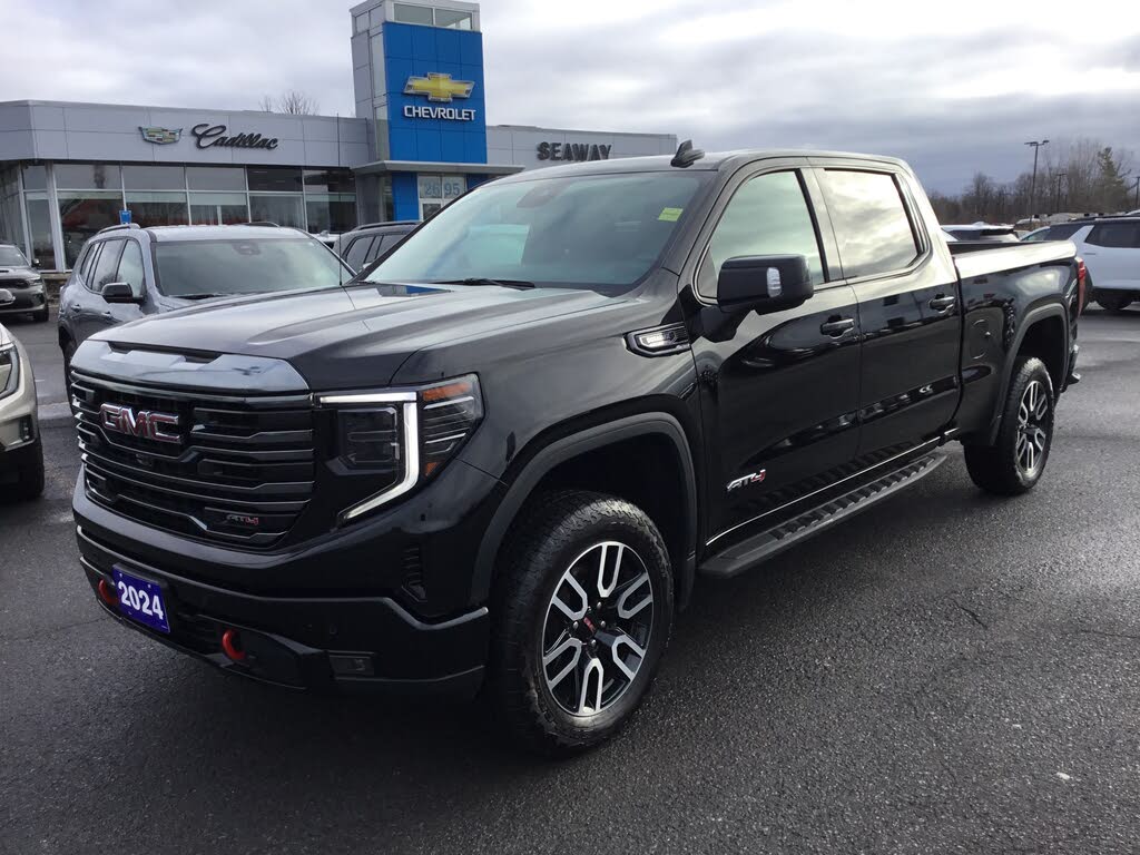 2024 GMC Sierra 1500 AT4 Crew Cab 4WD