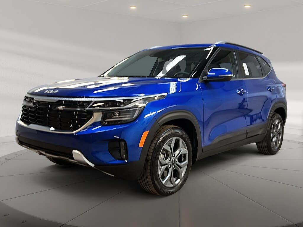 2025 Kia Seltos EX AWD