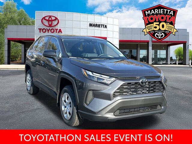 2025 Toyota RAV4 LE FWD