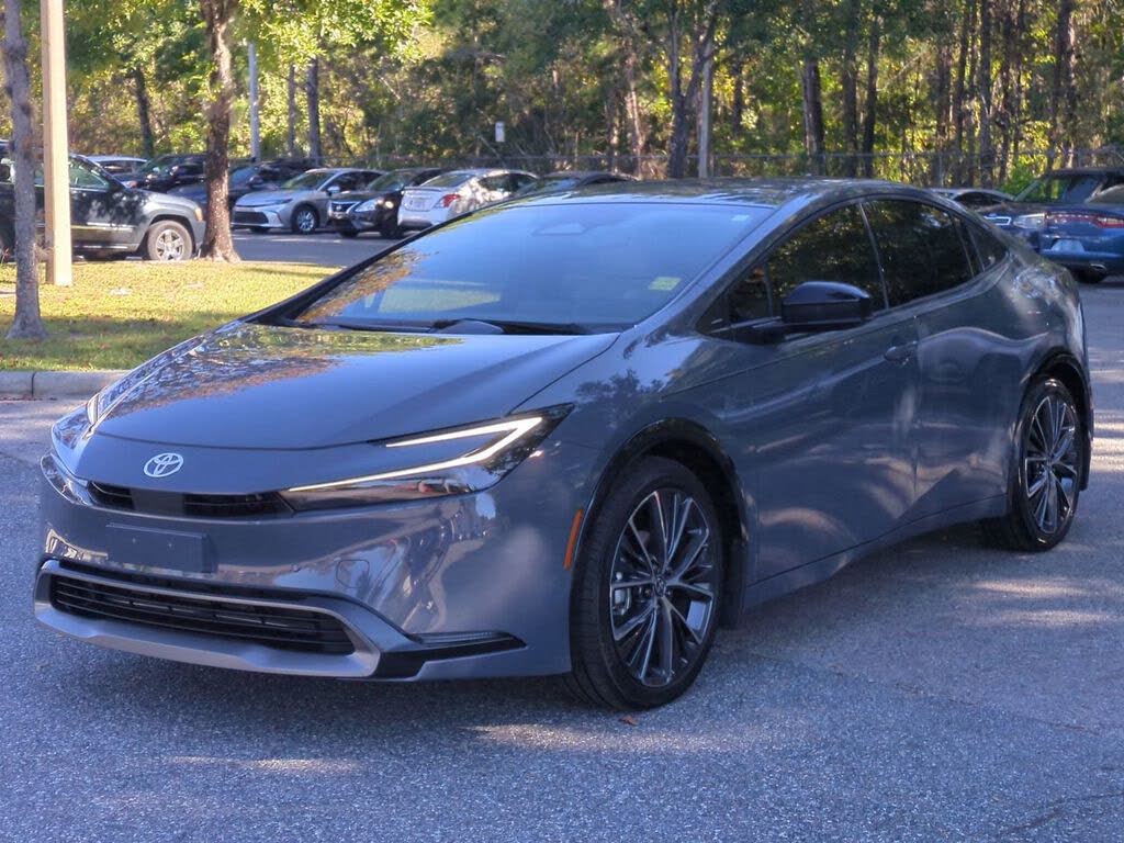 2026 Toyota Prius XLE FWD