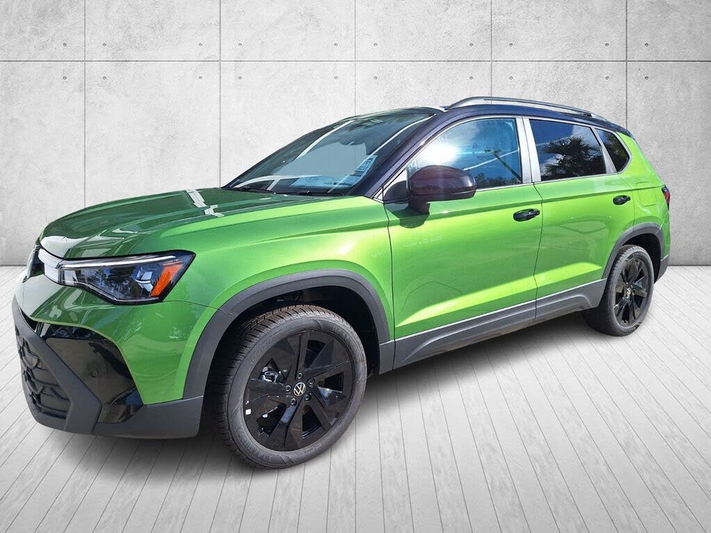 2026 Volkswagen Taos SE Black FWD