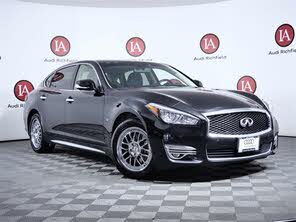 INFINITI Q70L 5.6 AWD