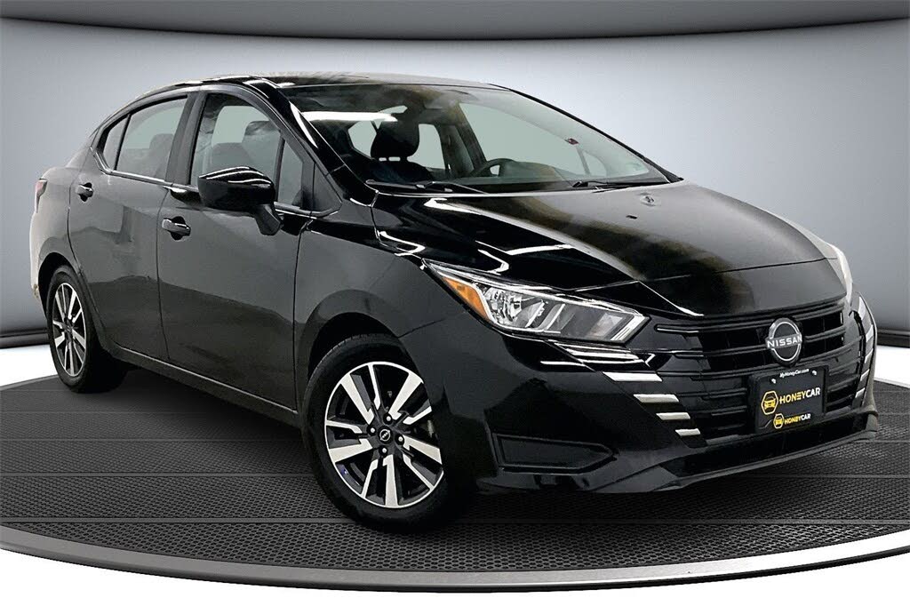 2023 Nissan Versa SV FWD