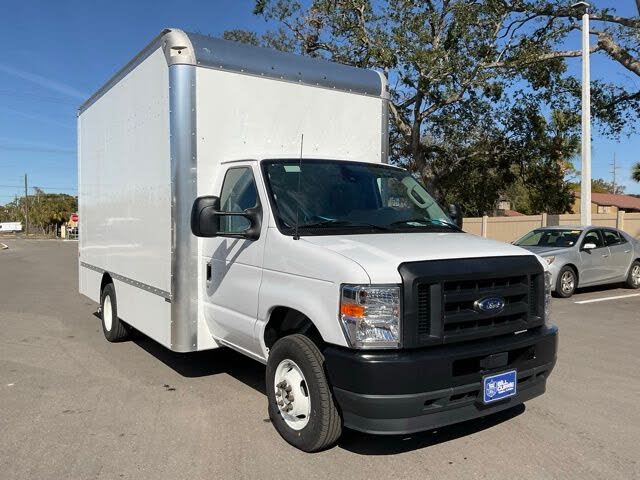 2024 Ford E-Series Chassis E-450 SD Cutaway 158 DRW RWD