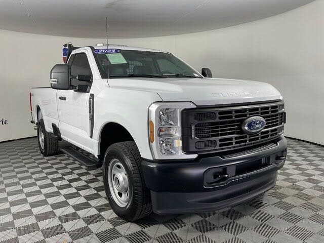 2024 Ford F-350 Super Duty XL LB 4WD