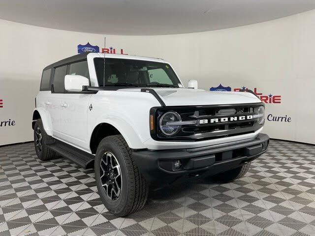 2025 Ford Bronco Outer Banks 4-Door 4WD