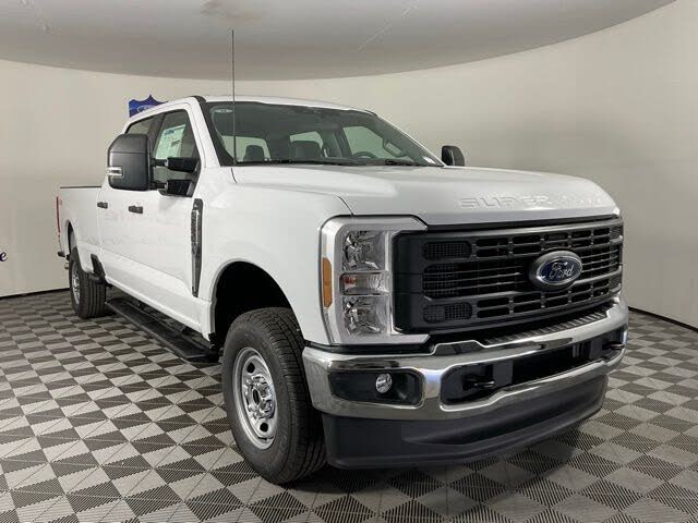 2026 Ford F-250 Super Duty XL Crew Cab 4WD