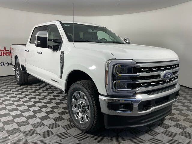 2026 Ford F-350 Super Duty Lariat Crew Cab 4WD