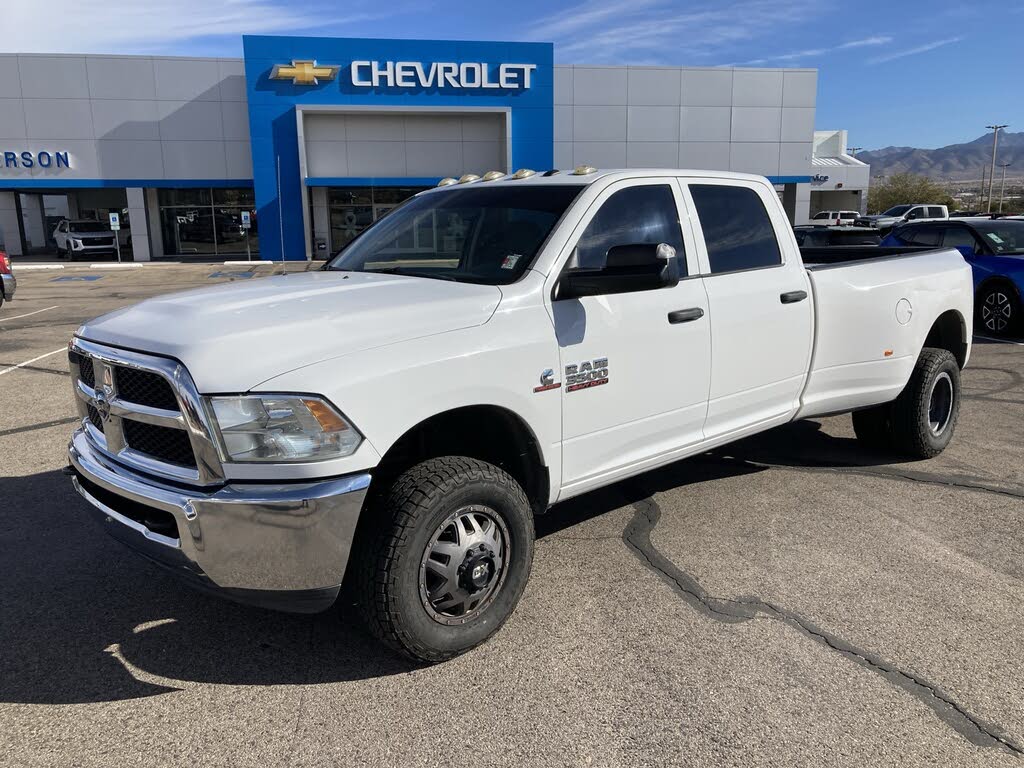 2016 RAM 3500 Tradesman Crew Cab LB DRW 4WD