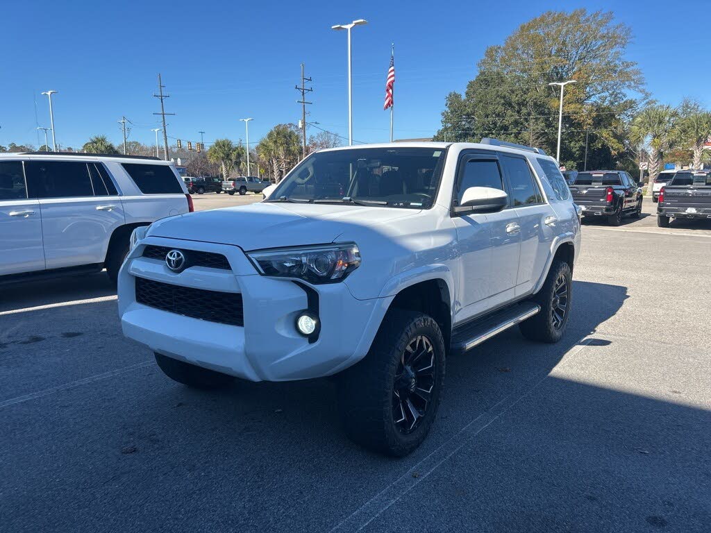 2017 Toyota 4Runner SR5 4WD