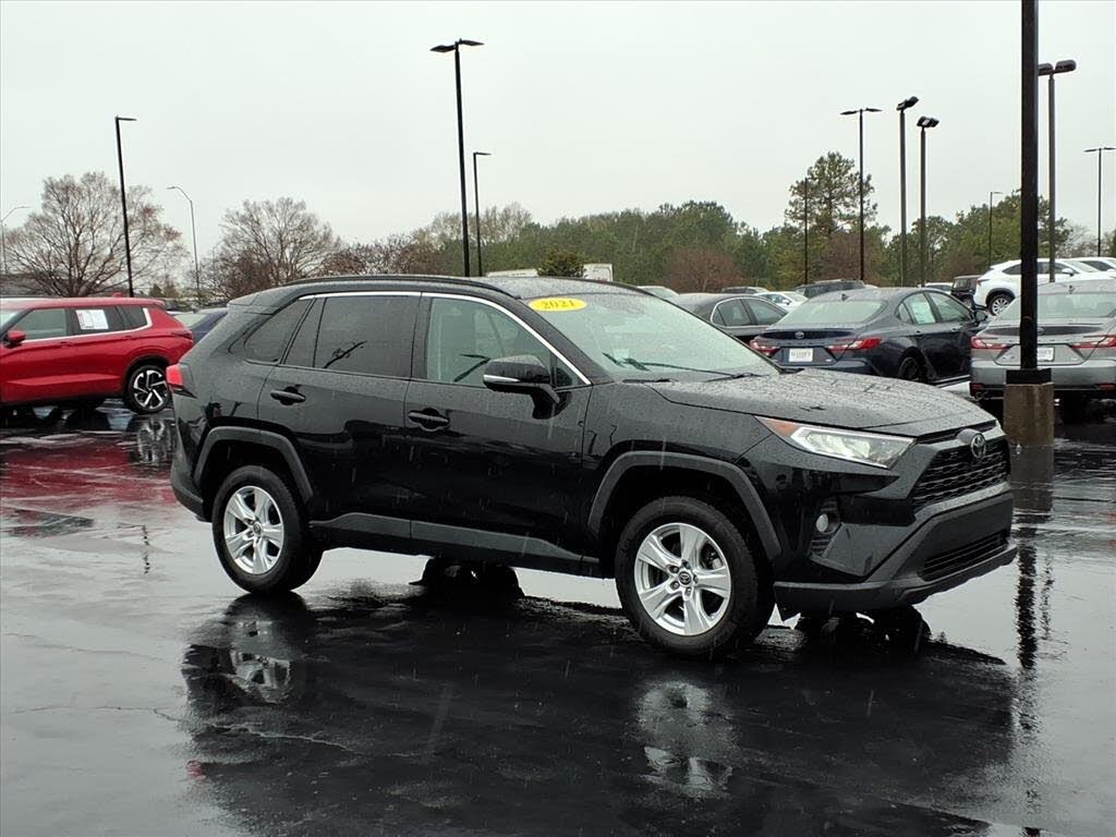2021 Toyota RAV4 XLE AWD