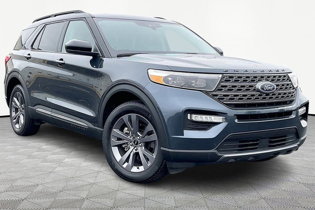 2023 Ford Explorer XLT AWD