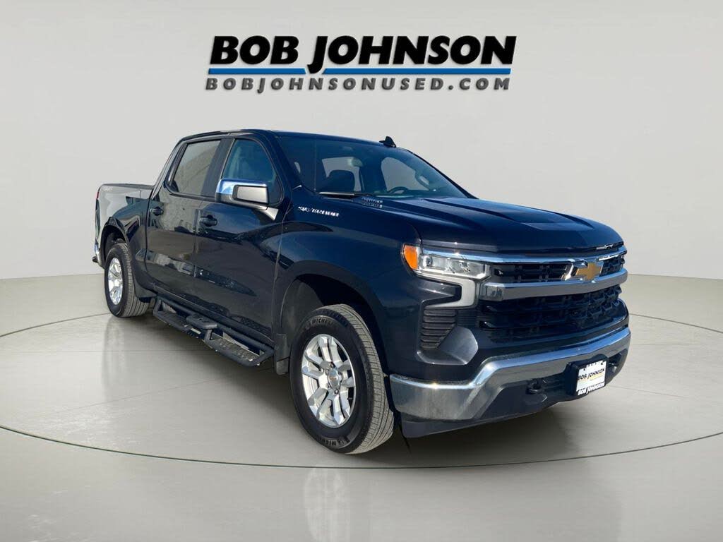 2024 Chevrolet Silverado 1500 LT Crew Cab 4WD