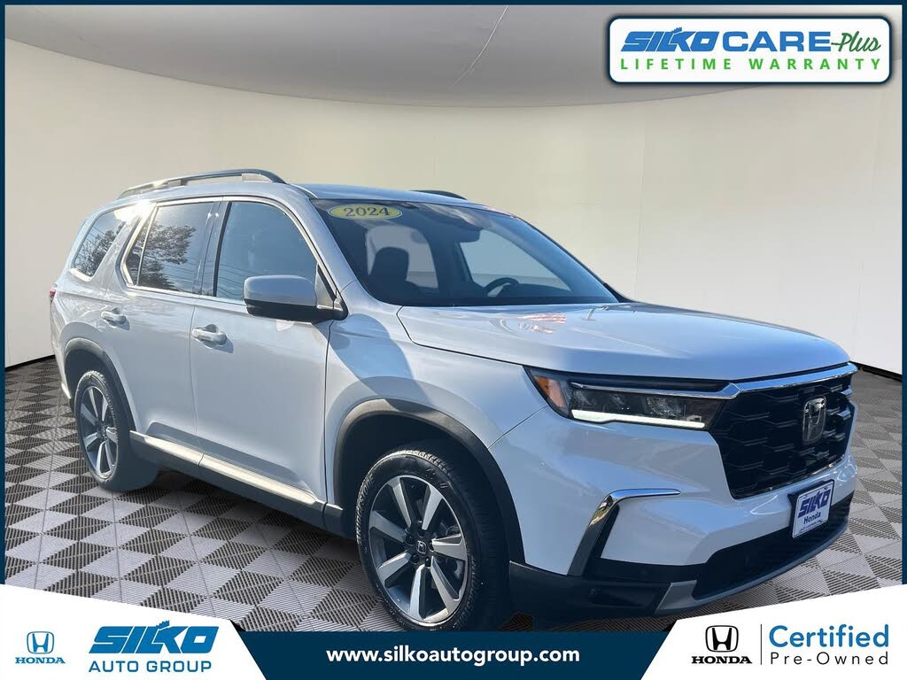 2024 Honda Pilot Touring AWD