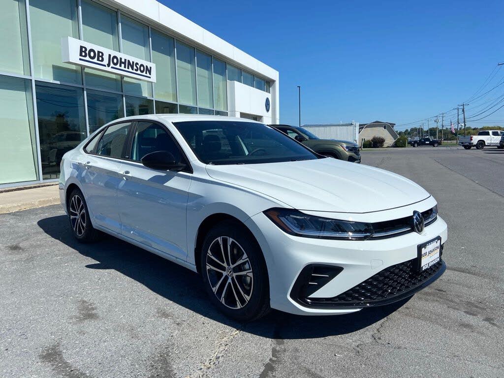 2025 Volkswagen Jetta Sport FWD