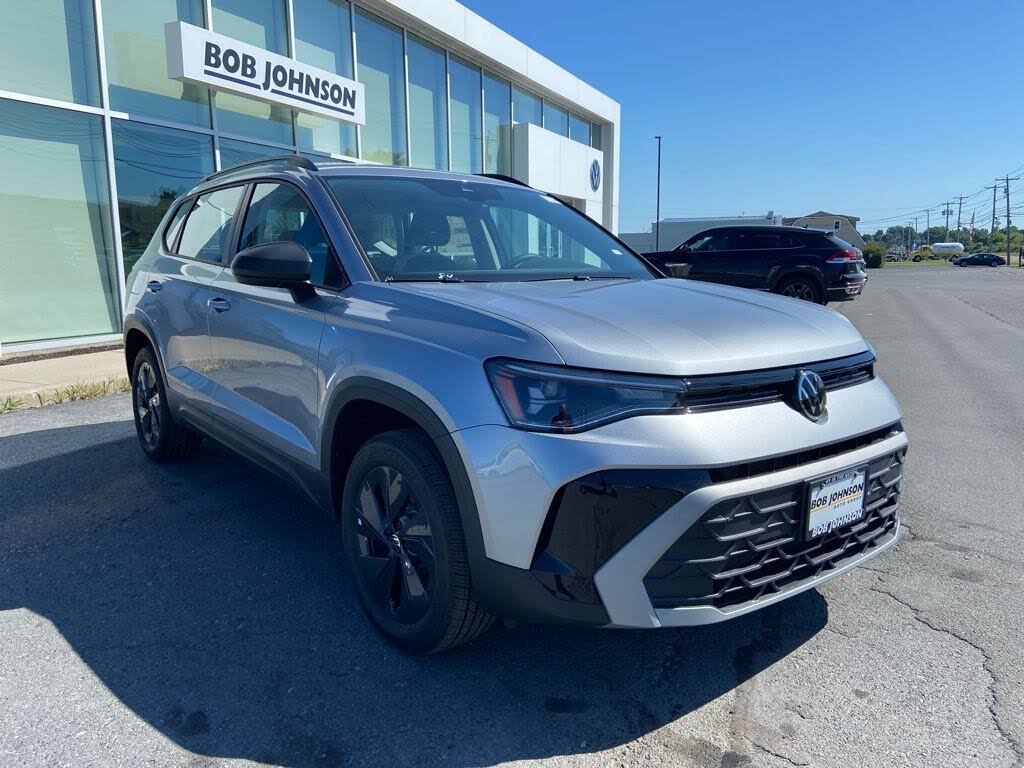 2025 Volkswagen Taos S FWD