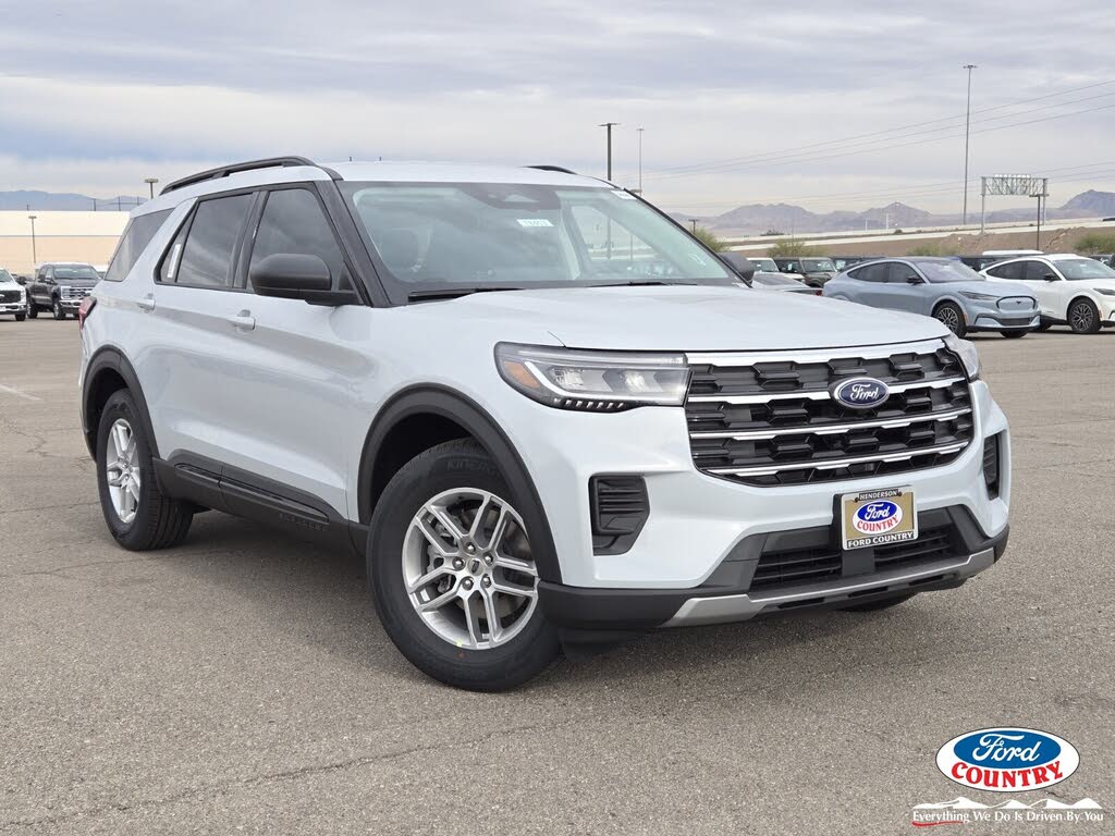 2026 Ford Explorer Active RWD
