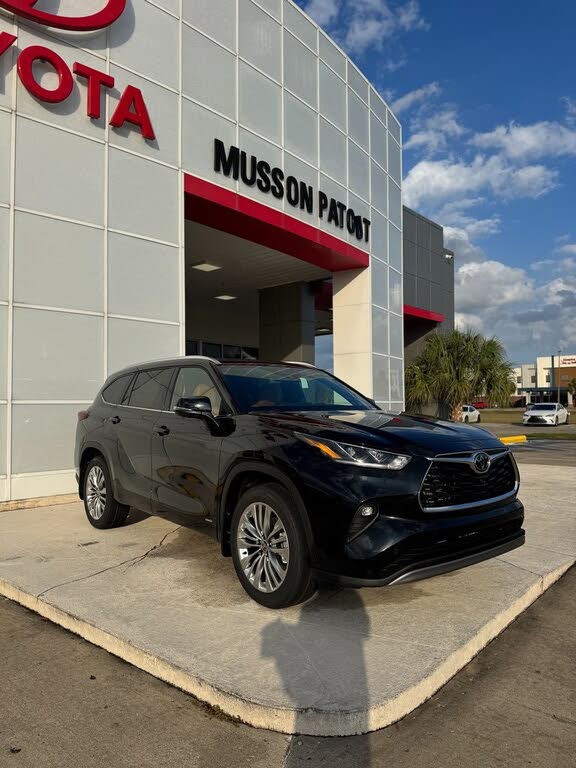 2026 Toyota Highlander Hybrid Platinum AWD