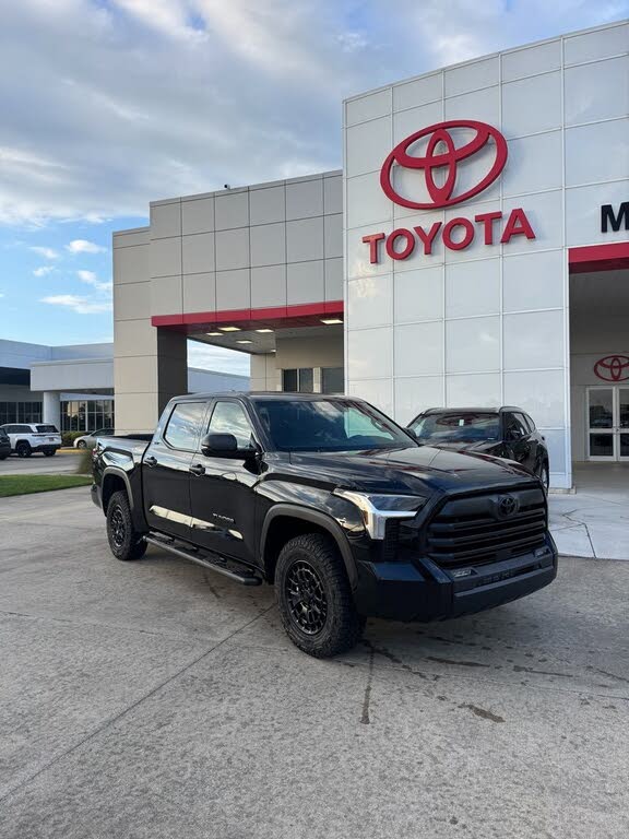 2026 Toyota Tundra SR5 CrewMax Cab 4WD