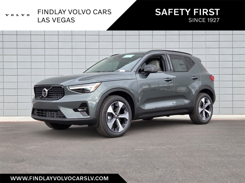 2026 Volvo XC40 B5 Plus AWD